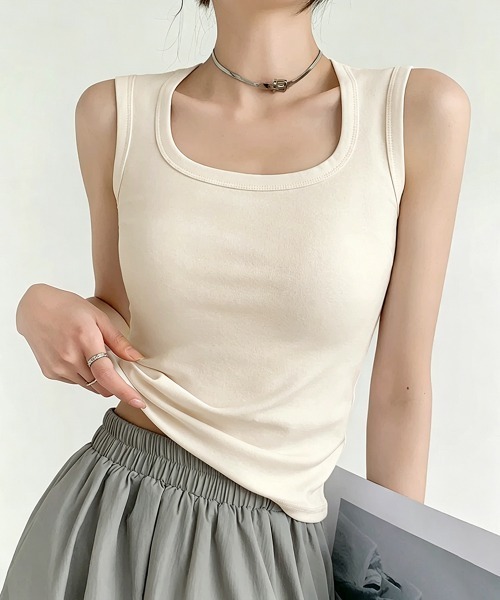 Miniministore(ミニミニストア)の「カップ付きリブタンクトップスクエアネック(タンクトップ・レディース・グレー/ホワイト/ブラウン/アイボリー/ブラック・FREE)」の15枚目の写真