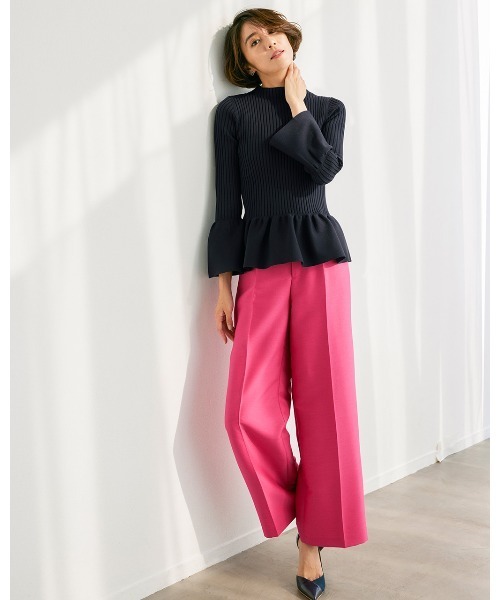 DoCLASSE( ドゥクラッセ)の「シャイニーダブルクロス・タックワイドパンツ(その他パンツ・レディース・ピンク・11/13/15 )」の2枚目の写真