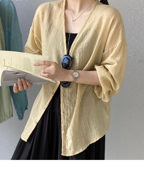 witch(ウイッチ)の「薄手透け感綿麻混シアーシャツカーディガン(カーディガン/ボレロ・レディース・ライトグリーン系/ブルー/イエロー/パープル/ベージュ・FREE)」の20枚目の写真