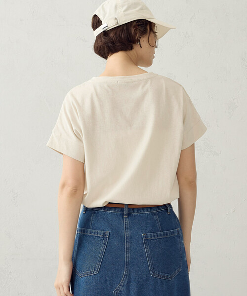 COMME CA ISM（コムサイズム）の「日本の色 カラーTシャツ（Tシャツ/カットソー・レディース・レッド/グリーン/アイボリー/ネイビー・LARGE/MEDIUM/SMALL）」の9枚目の写真