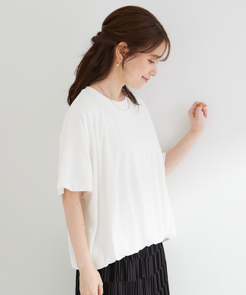 SHOO・LA・RUE（シューラルー）の「【ひんやり/洗濯機可】インせず着られる バルーンデザインTシャツ（Tシャツ/カットソー・レディース・ブラック/ホワイト・03/02）」の4枚目の写真