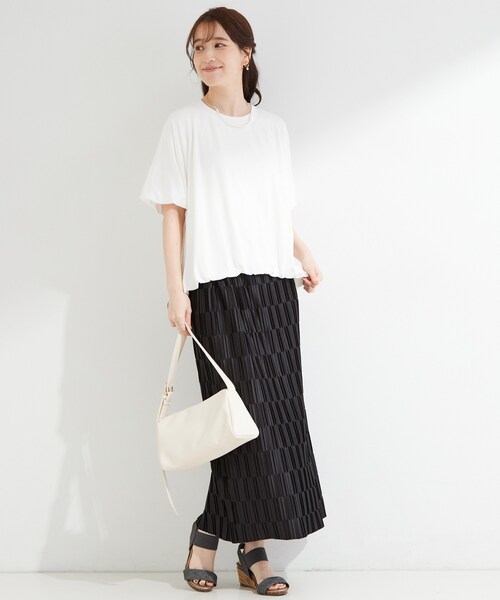 SHOO・LA・RUE（シューラルー）の「【ひんやり/洗濯機可】インせず着られる バルーンデザインTシャツ（Tシャツ/カットソー・レディース・ブラック/ホワイト・03/02）」の5枚目の写真