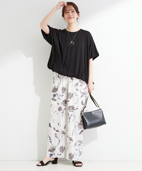 SHOO・LA・RUE（シューラルー）の「【ひんやり/洗濯機可】インせず着られる バルーンデザインTシャツ（Tシャツ/カットソー・レディース・ブラック/ホワイト・03/02）」の9枚目の写真