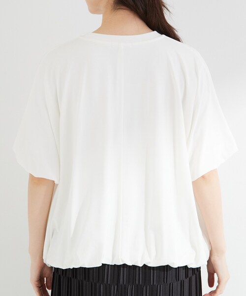 SHOO・LA・RUE（シューラルー）の「【ひんやり/洗濯機可】インせず着られる バルーンデザインTシャツ（Tシャツ/カットソー・レディース・ブラック/ホワイト・03/02）」の13枚目の写真
