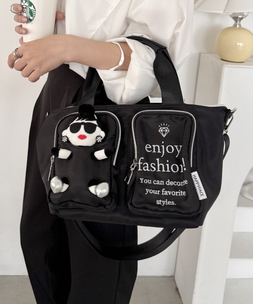 HAPPY FACE(ハッピーフェイス)の「EMMAドール付2WAYバッグ BK(ショルダーバッグ・レディース・ブラック・ONE SIZE)」の1枚目の写真