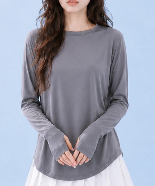 by LEGNA(バイレグナ)の「COOLIFYラウンドヘム指穴付き長袖トップス(Tシャツ/カットソー・レディース・ダークグレー/ホワイト/ブラック・FREE)」の3枚目の写真