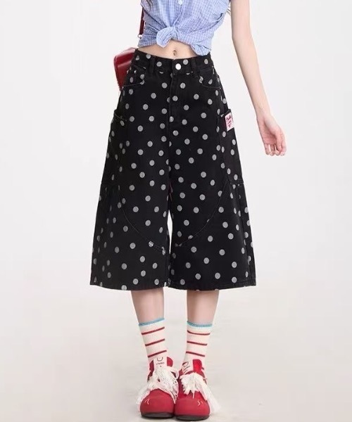 SHERU(シェル)の「ドット柄 カーゴワイドデニムハーフパンツ ハートワッペン(デニムパンツ・レディース・ブラック・LARGE/MEDIUM/SMALL)」の13枚目の写真