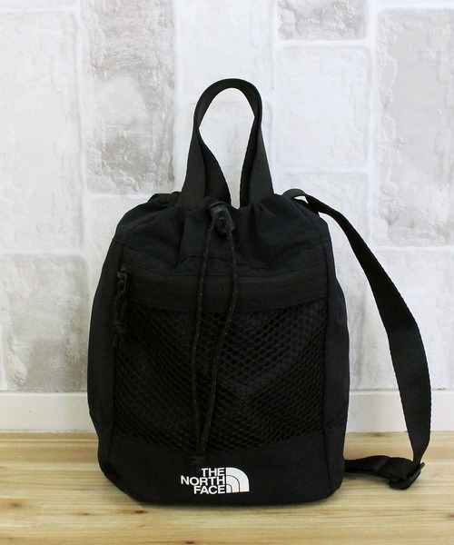 THE NORTH FACE(ザノースフェイス)の「TNF リンデ メッシュ バケットバッグ ミニ Linde Mesh Bucket Bag Mini 韓国限定(ショルダーバッグ・レディース・ブラック・ONE)」の4枚目の写真