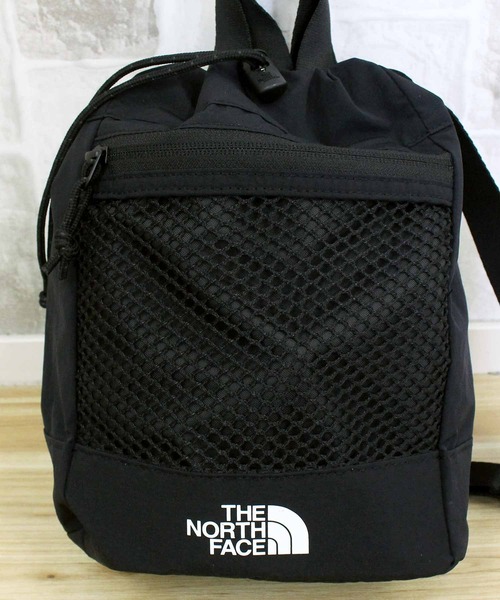 THE NORTH FACE(ザノースフェイス)の「TNF リンデ メッシュ バケットバッグ ミニ Linde Mesh Bucket Bag Mini 韓国限定(ショルダーバッグ・レディース・ブラック・ONE)」の7枚目の写真