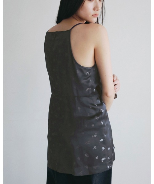 anuke（アンヌーク）の「Jacquard Cami Tunic（その他トップス・レディース・ブラウン/チャコールグレー・FREE）」の7枚目の写真