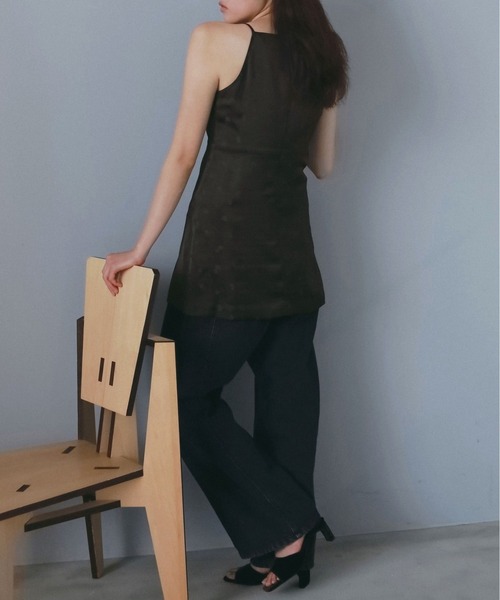 anuke（アンヌーク）の「Jacquard Cami Tunic（その他トップス・レディース・ブラウン/チャコールグレー・FREE）」の4枚目の写真