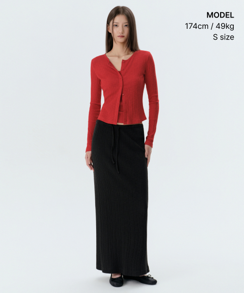 MUSINSA STANDARD WOMAN（ムシンサスタンダードウーマン）の「ウィメンズスラブリブマキシスカート[ブラック]（スカート・レディース・その他・SMALL/MEDIUM/LARGE/X-SMALL）」の5枚目の写真