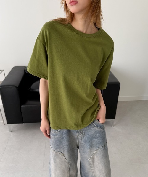 4INT.(フォイント)の「【 8color 】ベーシック 無地 オーバーフィット 半袖 Tシャツ(Tシャツ/カットソー・レディース・チャコール/グレー/ネイビー/カーキ/ブルー/ホワイト/ブラウン/ブラック・FREE)」の6枚目の写真
