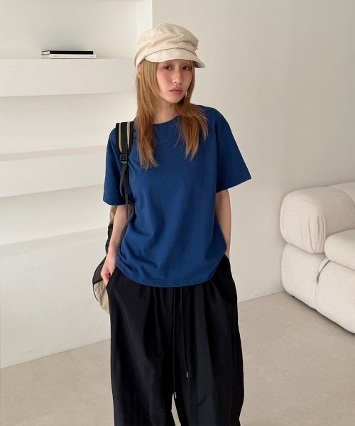 4INT.(フォイント)の「【 8color 】ベーシック 無地 オーバーフィット 半袖 Tシャツ(Tシャツ/カットソー・レディース・チャコール/グレー/ネイビー/カーキ/ブルー/ホワイト/ブラウン/ブラック・FREE)」の8枚目の写真