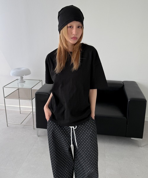 4INT.(フォイント)の「【 8color 】ベーシック 無地 オーバーフィット 半袖 Tシャツ(Tシャツ/カットソー・レディース・チャコール/グレー/ネイビー/カーキ/ブルー/ホワイト/ブラウン/ブラック・FREE)」の1枚目の写真