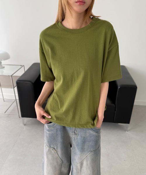 4INT.(フォイント)の「【 8color 】ベーシック 無地 オーバーフィット 半袖 Tシャツ(Tシャツ/カットソー・レディース・チャコール/グレー/ネイビー/カーキ/ブルー/ホワイト/ブラウン/ブラック・FREE)」の22枚目の写真
