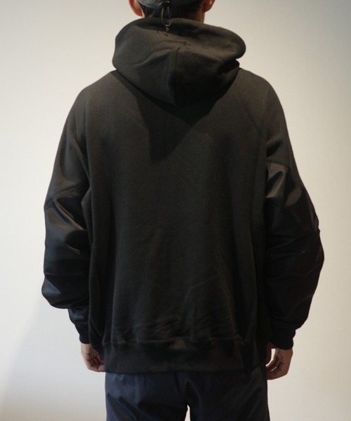 TOGA（トーガ）の「TOGA　TOO Cotton hoodie（Tシャツ/カットソー・メンズ・ブラック/ホワイト・LARGE）」の7枚目の写真