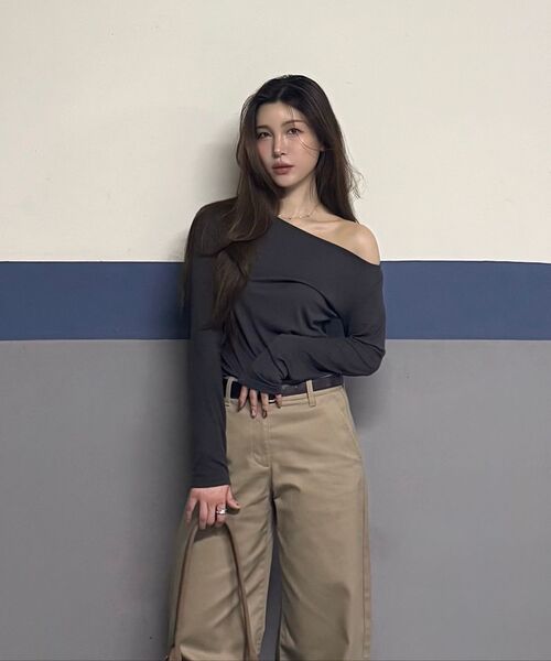 MUSINSA STANDARD WOMAN（ムシンサスタンダードウーマン）の「ウィメンズ無地CPカーブドチノパンツ[ベージュ]（その他パンツ・レディース・その他・30/28/29/24/25/26/27）」の8枚目の写真