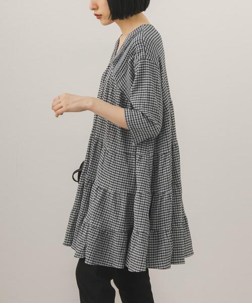 KBF(ケイビーエフ)の「ボリュームティアードミニワンピース(チュニック・レディース・ブルー系その他/グレー系その他・ONE)」の4枚目の写真