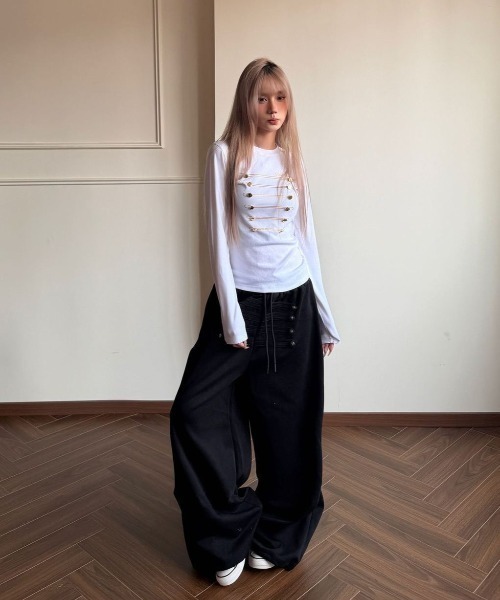 MONO8(モノハチ)の「ナポレオンボタンワイドパンツ(スウェットパンツ・レディース・グレー/ブラック・M)」の15枚目の写真