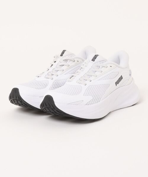 PUMA(プーマ)の「PUMA プーマ MAXSTRIDE LITE LS EASE IN レディーススニーカー 厚底(マックスストライドライトLSイーズイン)(スニーカー・レディース・ホワイト/ライトグレー/ブラック/グレー・22.5cm/23.5cm/24.5cm/23.0cm/24.0cm/25.0cm)」の2枚目の写真