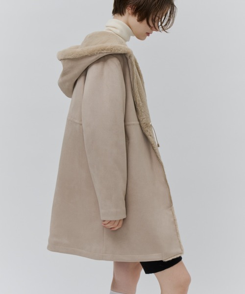 Plumel（プルメル）の「Suede Ponti Fur Quilted Padded Coat / スエードポンチファー中綿キルトコート（その他アウター・レディース・ベージュ/チャコールグレー/グレー・MEDIUM）」の9枚目の写真