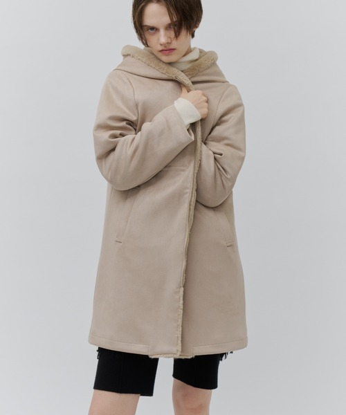 Plumel（プルメル）の「Suede Ponti Fur Quilted Padded Coat / スエードポンチファー中綿キルトコート（その他アウター・レディース・ベージュ/チャコールグレー/グレー・MEDIUM）」の5枚目の写真
