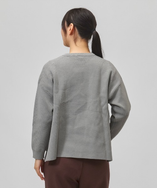 OAKLEY（オークリー）の「オークリー OAKLEY RADIANT SWEATER 12.0（ニット/セーター・レディース・ブラック・M/S）」の7枚目の写真