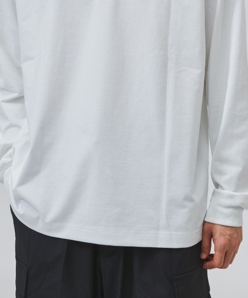 NANGA（ナンガ）の「ナンガ NANGA NANGA Midnight Hug L/S TEE（Tシャツ/カットソー・メンズ・ホワイト/ブラック・LL/M/L）」の7枚目の写真