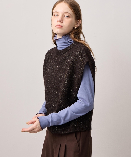 LE SOUK HOLIDAY(ルスークホリデー)の「メローハイネック起毛ロングTシャツ【吸湿発熱・アクセントカラー】(Tシャツ/カットソー・レディース・ライトグリーン/レッド/サックスブルー/マスタード/オレンジ/ダークブラウン/ネイビー・M/L)」の18枚目の写真