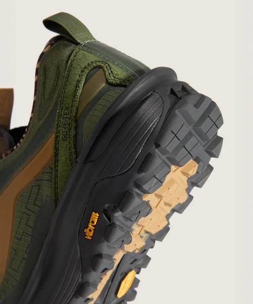VANS（バンズ）の「クロスパス XC GORE-TEX / Crosspath XC GORE-TEX MTE Green Balsam VN000EKHGRK1（スニーカー・メンズ・カーキ・6/5.5/5/4.5/11/10.5/10/9.5/9/8.5/8/7.5/7/6.5/13/12）」の10枚目の写真