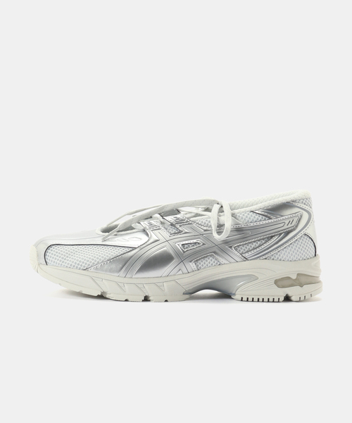 ASICS(アシックス)の「ASICS GEL-DS TRAINER SP 1203B057.020(スニーカー・レディース・シルバー・23.5cm/24cm/24.5cm/25cm)」の1枚目の写真