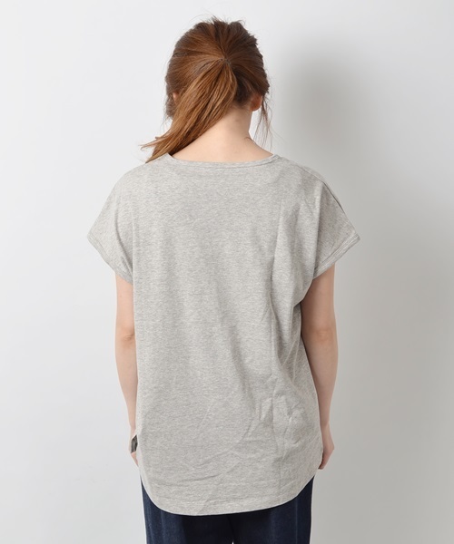 SHIPS Days(シップスデイズ)の「SHIPS Days STANDARD: ソフトコットンルーズTシャツ□(Tシャツ/カットソー・レディース・ネイビー/ホワイト/ライトグレー/ブラック/オリーブ・S~M/M~L)」の7枚目の写真