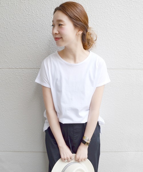 SHIPS Days(シップスデイズ)の「SHIPS Days STANDARD: ソフトコットンルーズTシャツ□(Tシャツ/カットソー・レディース・ネイビー/ホワイト/ライトグレー/ブラック/オリーブ・S~M/M~L)」の10枚目の写真