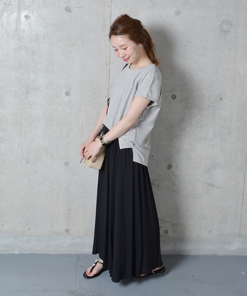 SHIPS Days(シップスデイズ)の「SHIPS Days STANDARD: ソフトコットンルーズTシャツ□(Tシャツ/カットソー・レディース・ネイビー/ホワイト/ライトグレー/ブラック/オリーブ・S~M/M~L)」の9枚目の写真