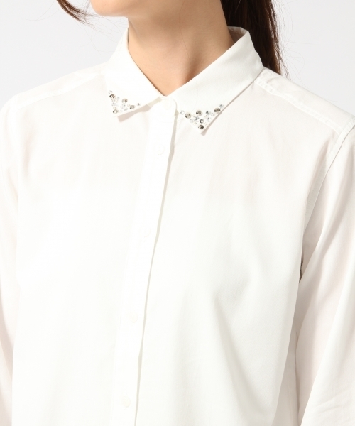 GLOBAL WORK（グローバルワーク）の「ビジューエリシャツ長袖/725111（シャツ/ブラウス・レディース・ブルー/オフホワイト/ホワイト・SMALL/MEDIUM/LARGE）」の8枚目の写真