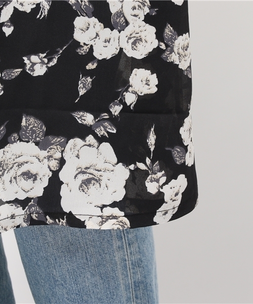 VENCEEXCHANGE（ヴァンスエクスチェンジ）の「花柄ロングガウン            （カーディガン/ボレロ・レディース・ブラック/ブルー・MEDIUM）」の3枚目の写真