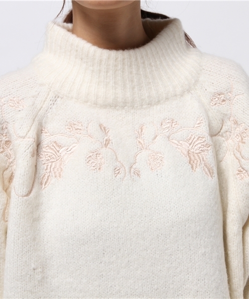 Heather(ヘザー)の「ボトルネックシシュウニット 738569 (ニット/セーター・レディース・ホワイト/ピンク系その他/ダークグレー・FREE)」の7枚目の写真