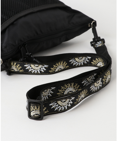 ALDIES（アールディーズ）の「Soul Sacoche ソウルサコッシュ（ショルダーバッグ・メンズ・ネイビー/ブラック/マルチ/ブラウン・FREE）」の7枚目の写真