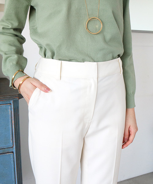 N.（N. Natural Beauty Basic）（エヌエヌナチュラルビューティーベーシック）の「センタープレスパンツ（その他パンツ・レディース・ベージュ/ホワイト/ブラック/ブルー・SMALL/MEDIUM）」の22枚目の写真