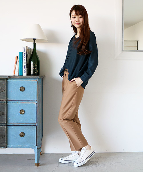 N.（N. Natural Beauty Basic）（エヌエヌナチュラルビューティーベーシック）の「センタープレスパンツ（その他パンツ・レディース・ベージュ/ホワイト/ブラック/ブルー・SMALL/MEDIUM）」の14枚目の写真