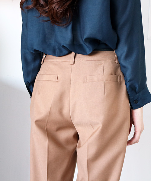 N.（N. Natural Beauty Basic）（エヌエヌナチュラルビューティーベーシック）の「センタープレスパンツ（その他パンツ・レディース・ベージュ/ホワイト/ブラック/ブルー・SMALL/MEDIUM）」の6枚目の写真