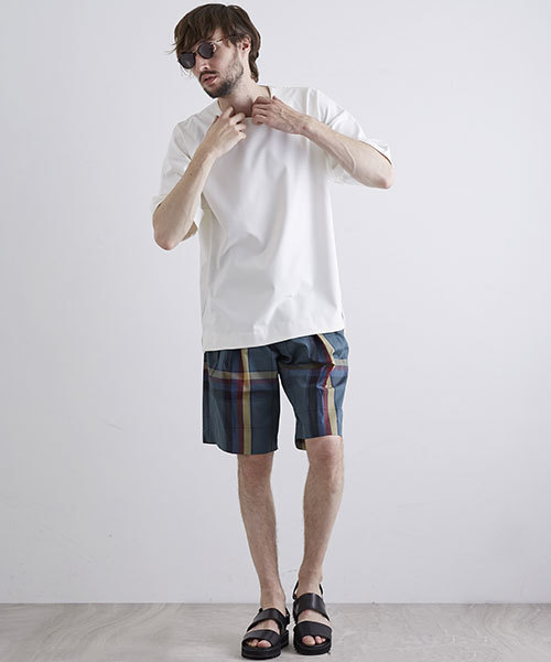 UNITED TOKYO（ユナイテッドトウキョウ）の「リラックスプルオーバーS/S（シャツ/ブラウス・メンズ・ピンク/ブラック/オフホワイト/グレー/テラコッタ/チャコールグレー/ブルー/カーキ/ブラウン・2/1/3）」の11枚目の写真