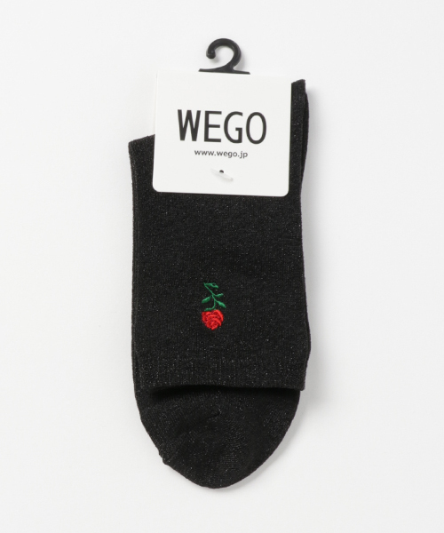 WEGO（ウィゴー）の「WEGO/バラ刺繍ラメソックス（ソックス/靴下・レディース・ブラック/ホワイト/パープル/その他1/シルバー/サックスブルー/レッド・FREE）」の3枚目の写真