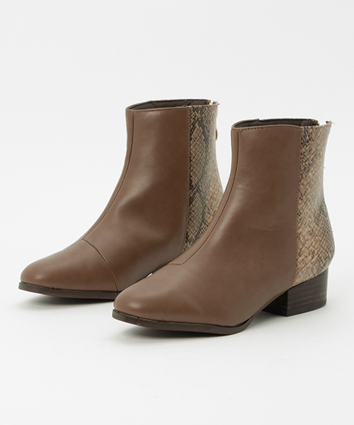 N.(N. Natural Beauty Basic)(エヌエヌナチュラルビューティーベーシック)の「切替ローヒールブーティー(パンプス・レディース・ブラック/グレー系その他/ベージュ系その他・MEDIUM/LARGE/SMALL)」の3枚目の写真