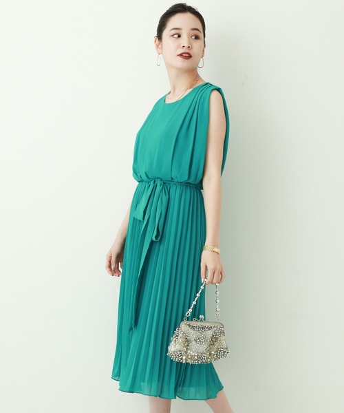 MARLENE JOBERT（マルレーヌ　ジョベル）の「サッシュベルト付　プリーツドレスワンピース（ドレス・レディース・ブラック/ネイビー/グレー/エメラルド・L/M）」の17枚目の写真