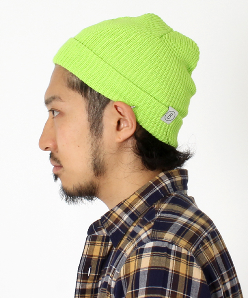 BEAMS（ビームス）の「○BEAMS / アクリル ワッチキャップ（ニットキャップ/ビーニー・メンズ・ホワイト/ブラック/ピンク/レッド/オレンジ/ミント/ブルー/ネイビー・ONE SIZE）」の4枚目の写真