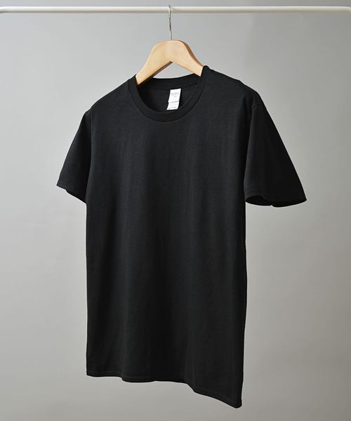 GILDAN(ギルダン)の「GILDAN5.3ozプレミアムコットンTシャツ(Tシャツ/カットソー・メンズ・ホワイト/ブラック/ネイビー/サックスブルー/ピンク/イエロー/グリーン・M/L)」の1枚目の写真