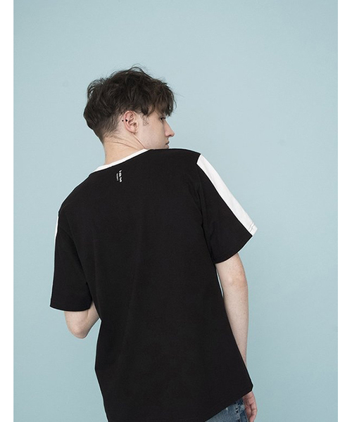 BABLETWO(ビーエイブルトゥー)の「【B ABLE TWO 】ネバーグラフィックTシャツ(Tシャツ/カットソー・レディース・ホワイト/ブラック・FREE)」の12枚目の写真