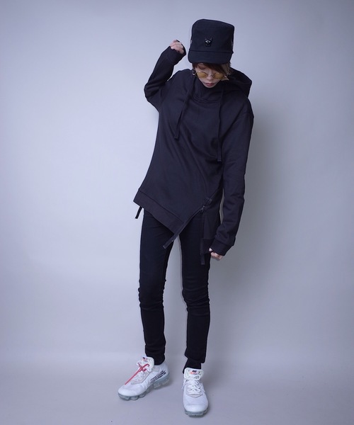 rovtski（ロフトスキー）の「【ビッグシルエット】LEESMA PO HOOD SW W ZIP（パーカー・レディース・ブラック・FREE）」の6枚目の写真